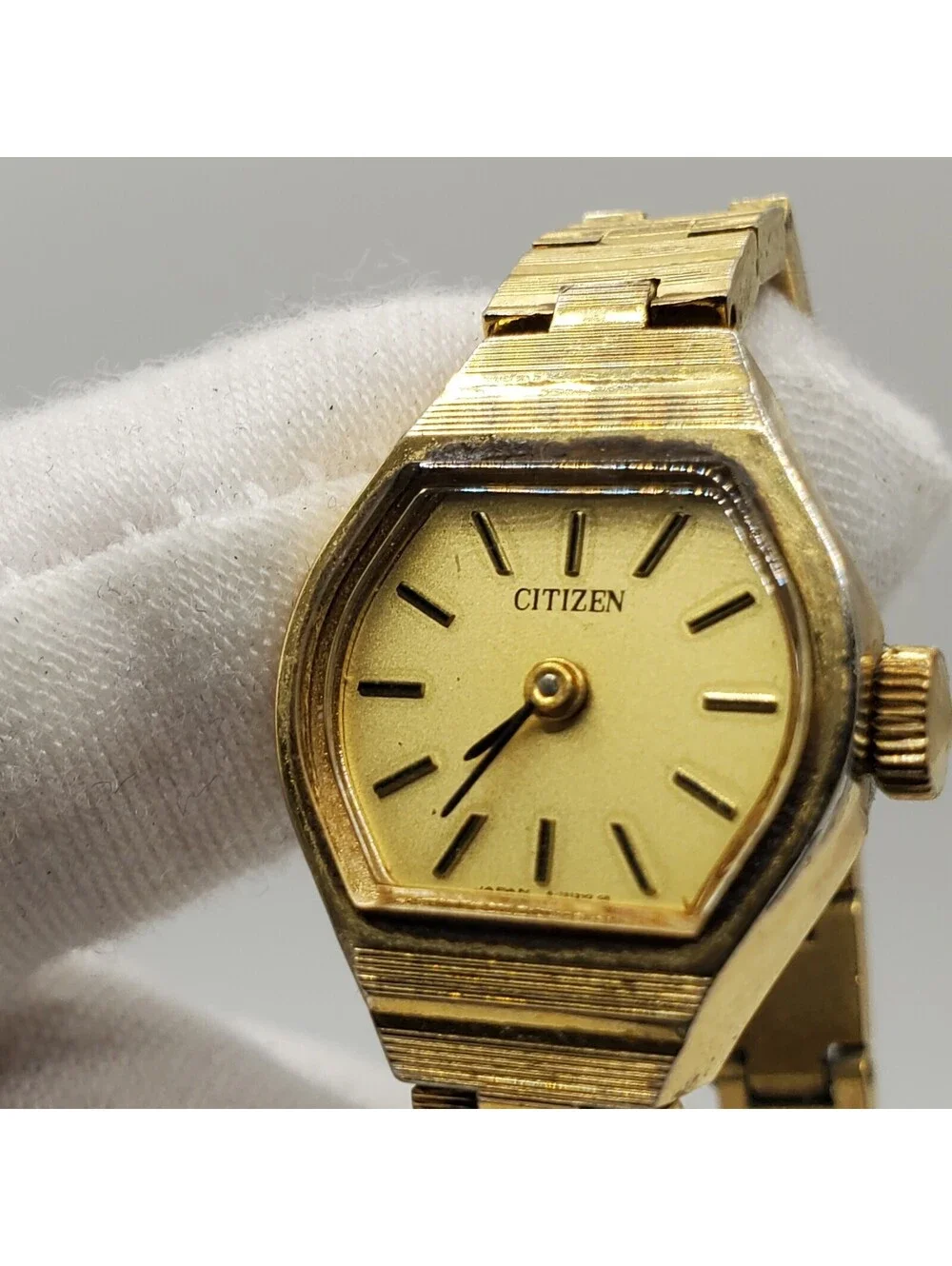 Vintage Citizen Mechanical Womens Watch For Parts Or Repair 18mm